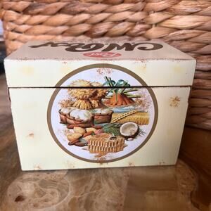 Post recipe vintage metal box